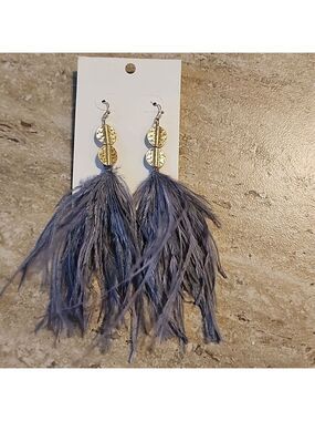 FEATHER Fashion Esrrings